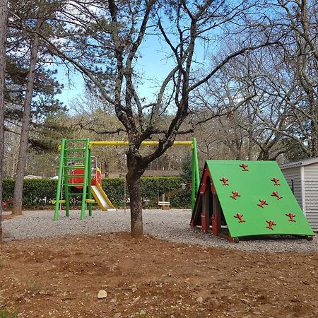 Camping Parc Saint Sauvayre Vagnas Exterior photo