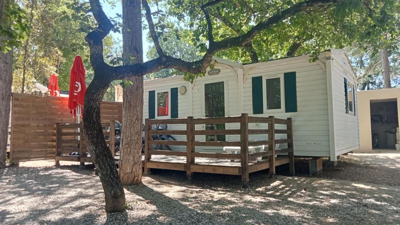 Camping Parc Saint Sauvayre Vagnas Exterior photo