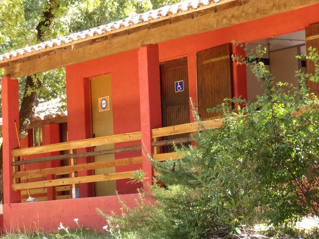 Camping Parc Saint Sauvayre Vagnas Exterior photo